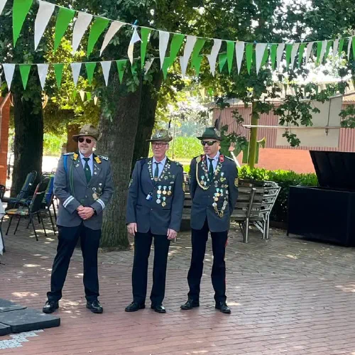 Kompanie Lindern-Süd zu Gast auf dem Lohner Schützenfest